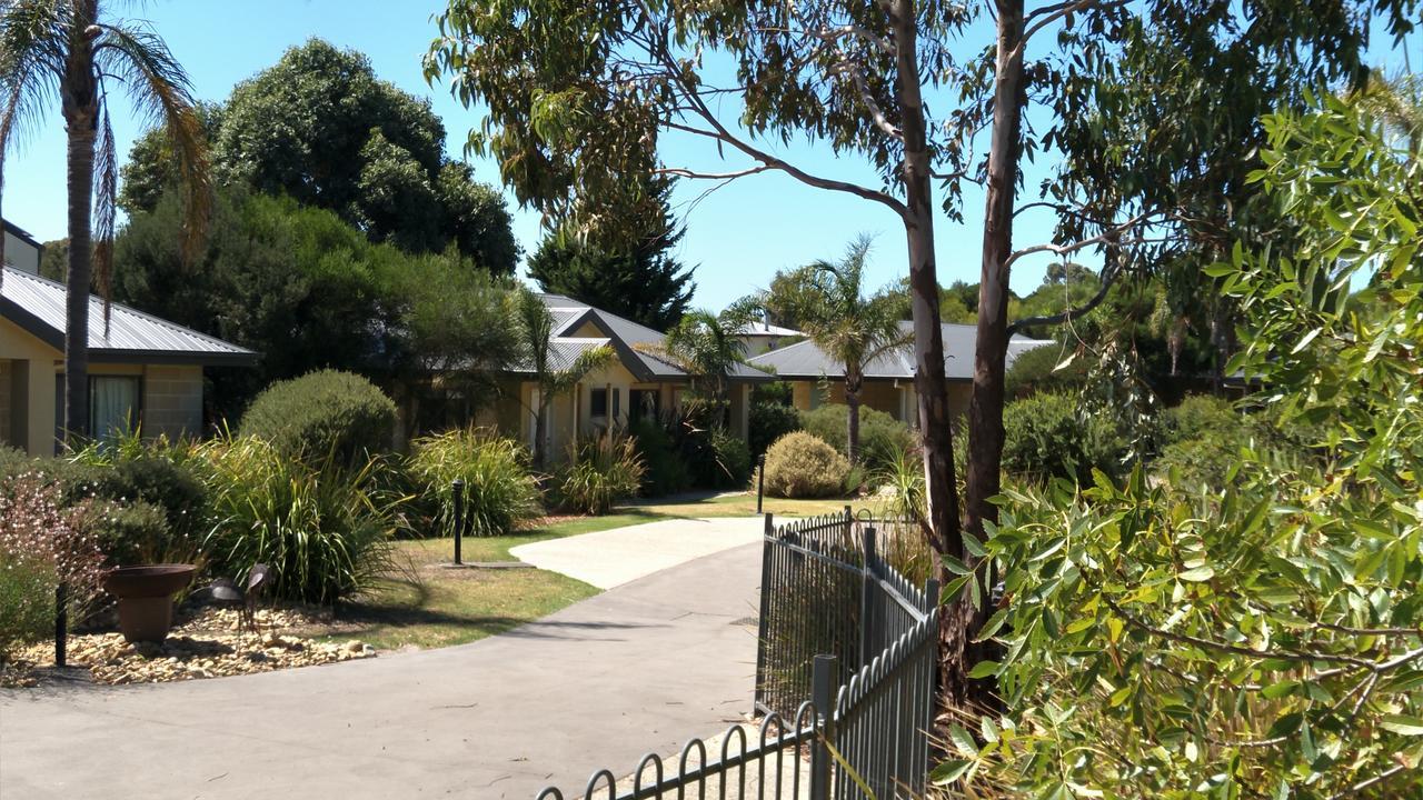 Island Cove Villas Cowes Exterior foto